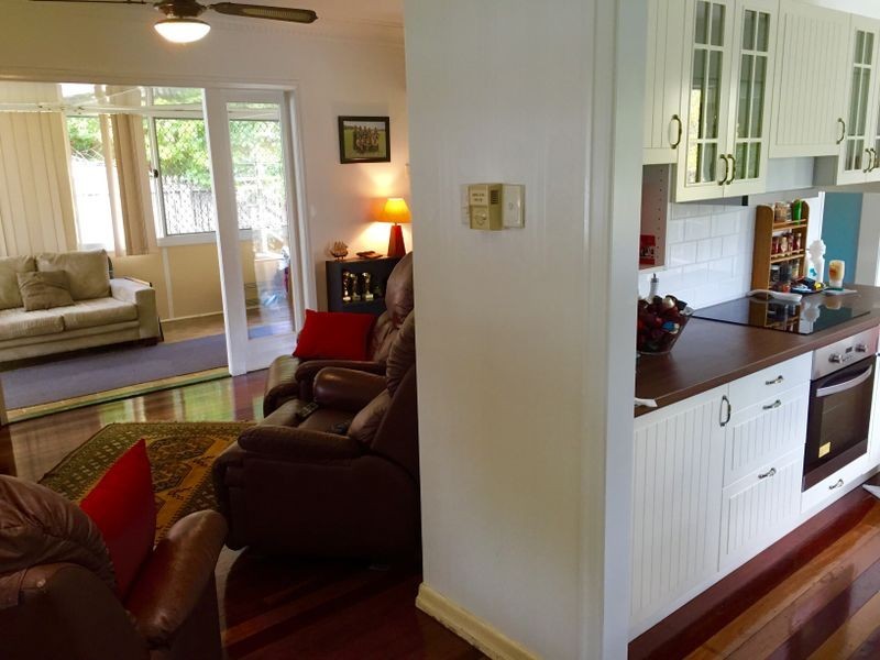 135 Jones Road, Carina Heights QLD 4152