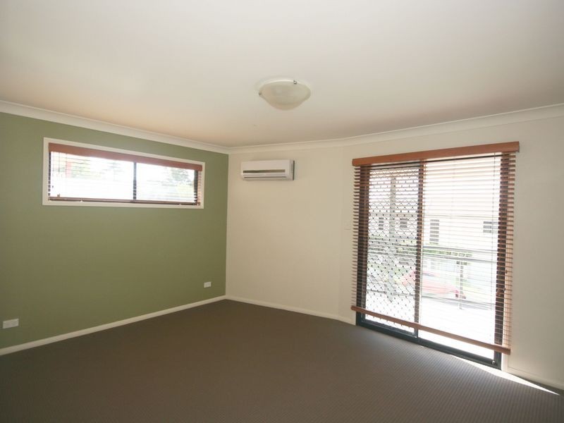 8/9 Hill Crescent, Carina Heights QLD 4152