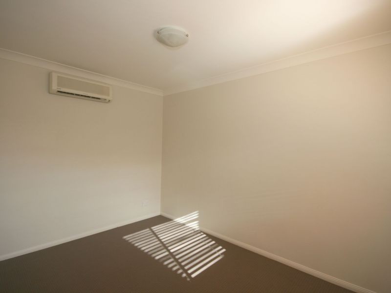 8/9 Hill Crescent, Carina Heights QLD 4152