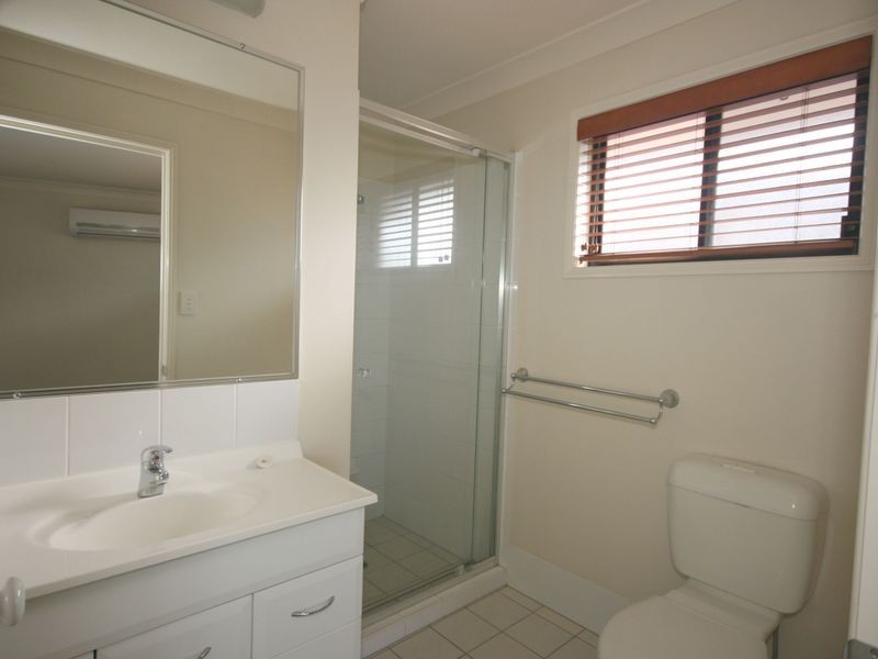 8/9 Hill Crescent, Carina Heights QLD 4152