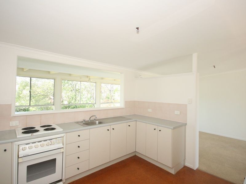 15 Cotswold Street, Carina QLD 4152