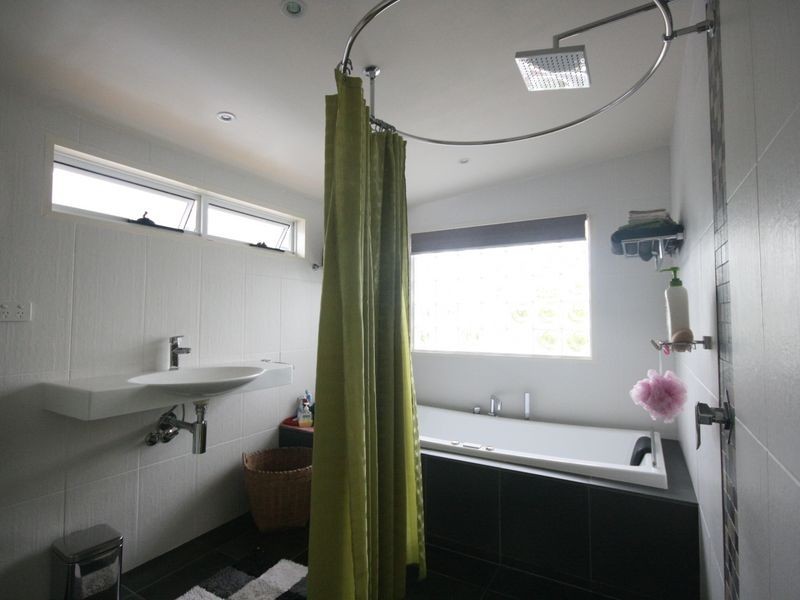 34 Renton Street, Camp Hill QLD 4152