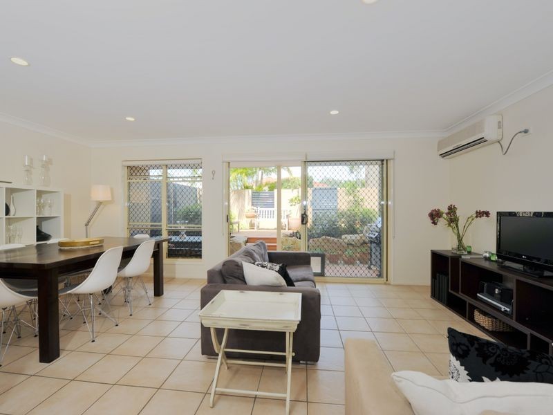 2/29 Marian Street, Coorparoo QLD 4151