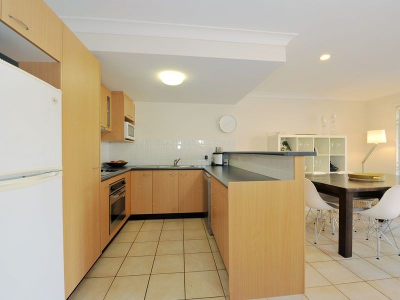 2/29 Marian Street, Coorparoo QLD 4151