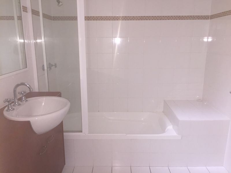 2/29 Marian Street, Coorparoo QLD 4151