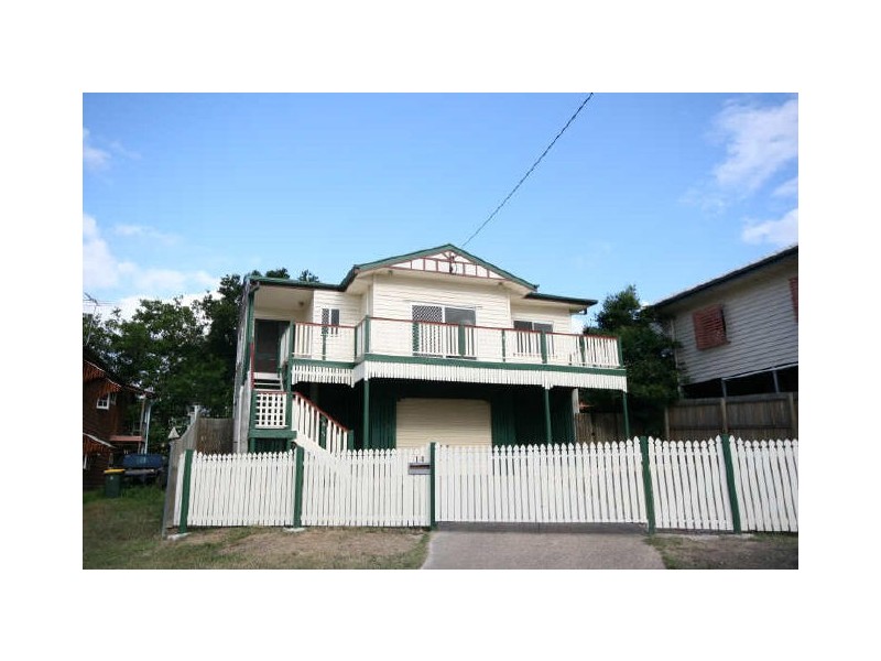 14 Herbert Street, Camp Hill QLD 4152