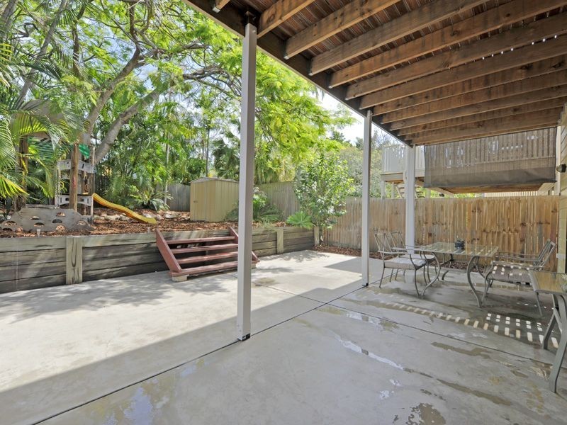 25 Frank Street, Norman Park QLD 4170