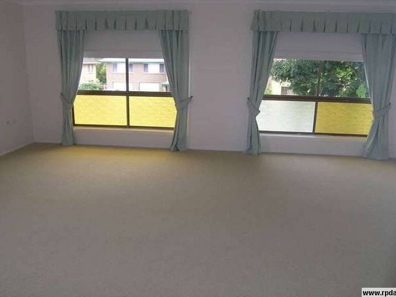 50 Cadogan Street, Carindale QLD 4152