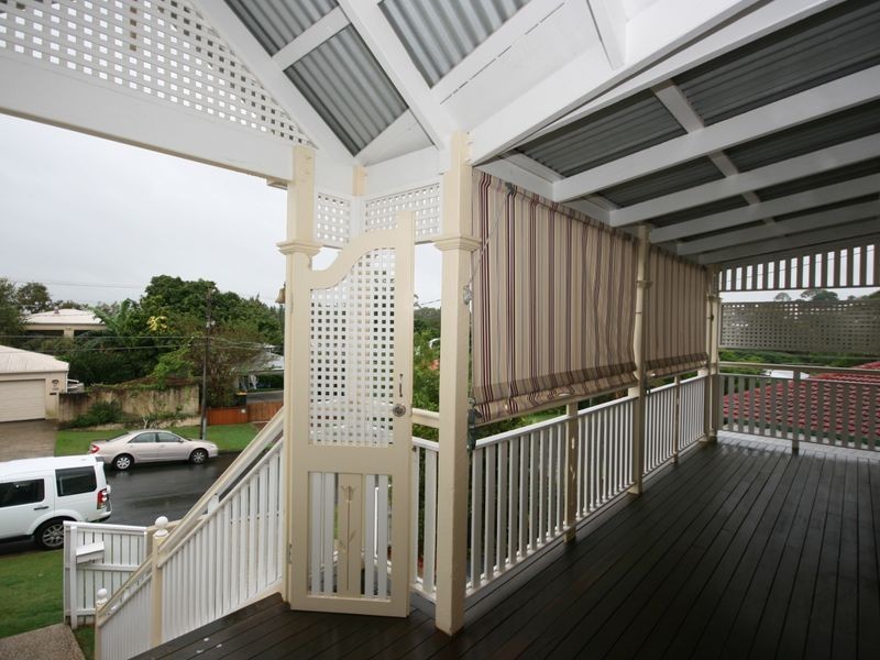 23 Duhig Ave, Coorparoo QLD 4151