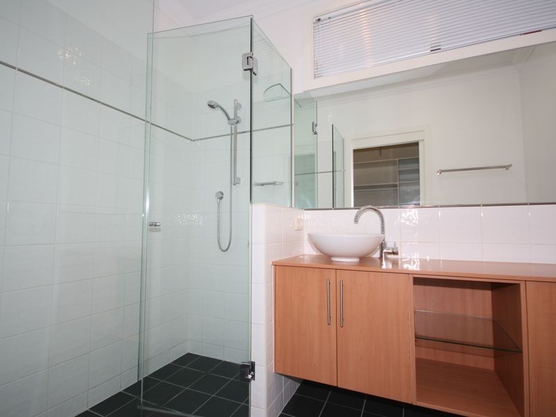 23 Duhig Ave, Coorparoo QLD 4151