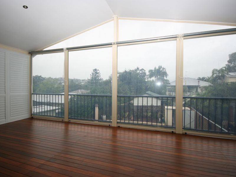 23 Duhig Ave, Coorparoo QLD 4151