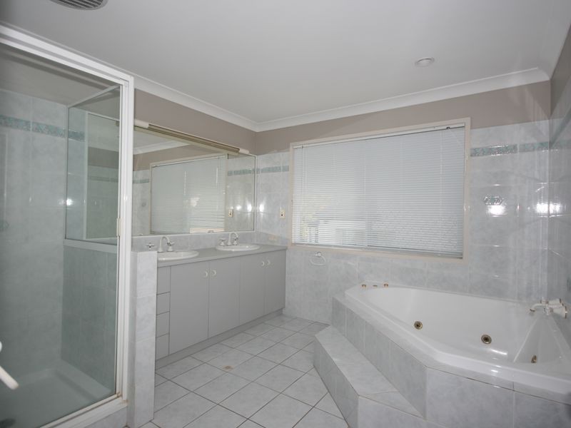 107 Delaney Circuit, Carindale QLD 4152