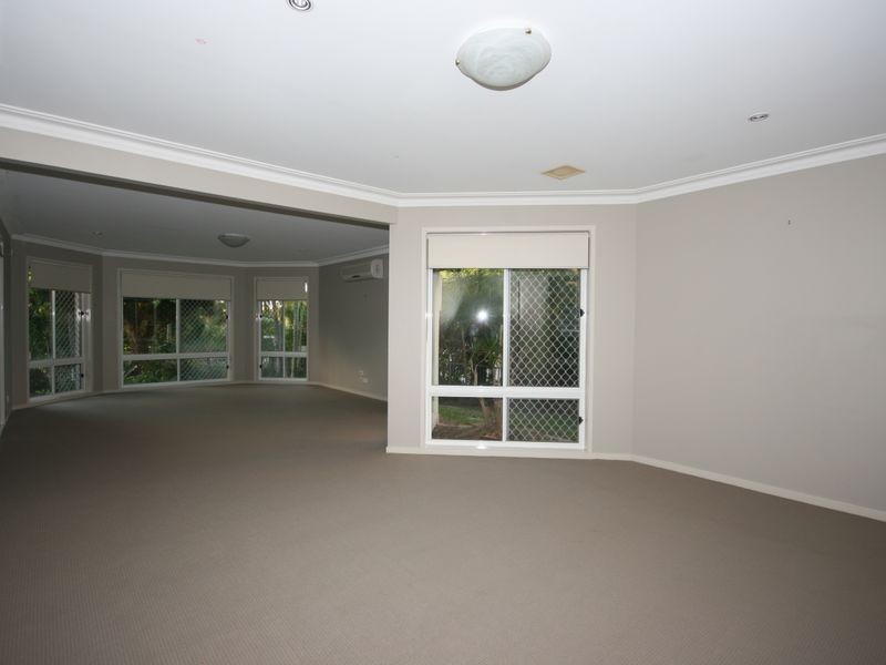 107 Delaney Circuit, Carindale QLD 4152