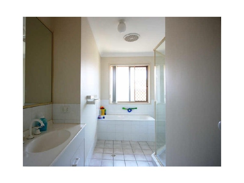 27 Appleton Street, Carindale QLD 4152