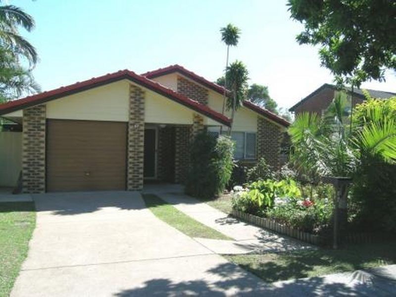 87 Scrub Road, Carindale QLD 4152