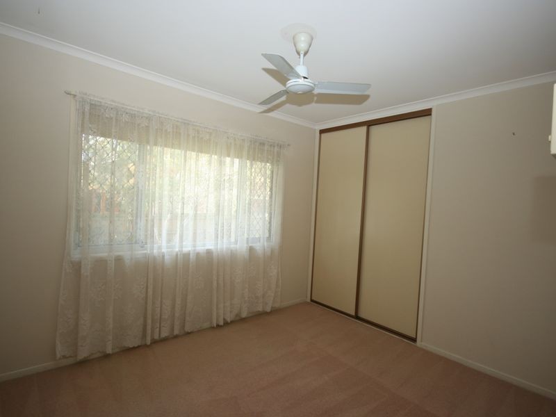 87 Scrub Road, Carindale QLD 4152