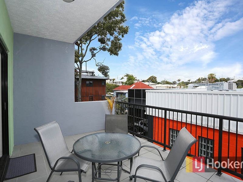8/3 Heaslop Street, Woolloongabba QLD 4102