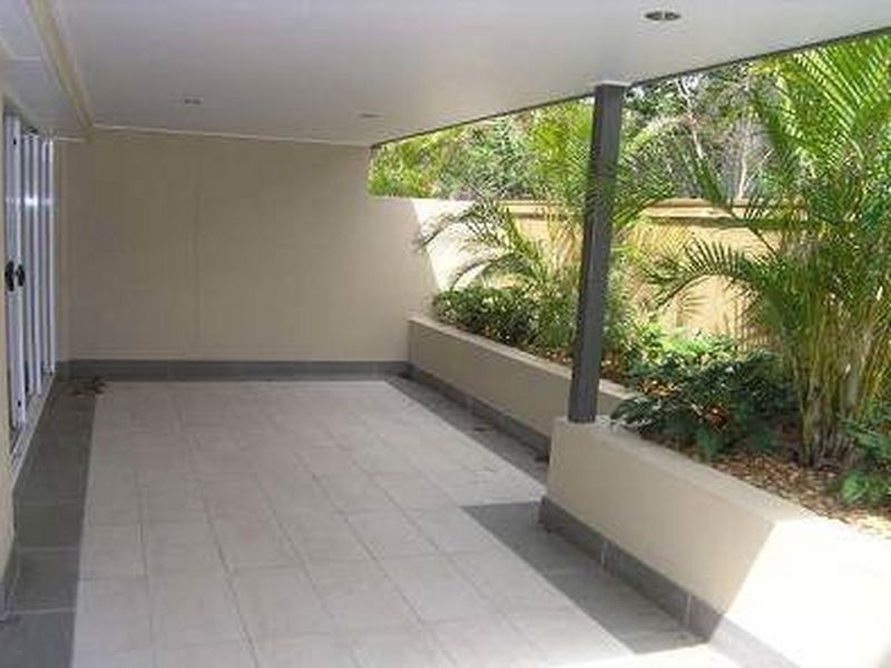 1/38 Waratah Avenue, Carina QLD 4152