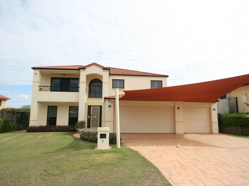 6 Grasmere Place, Carindale QLD 4152