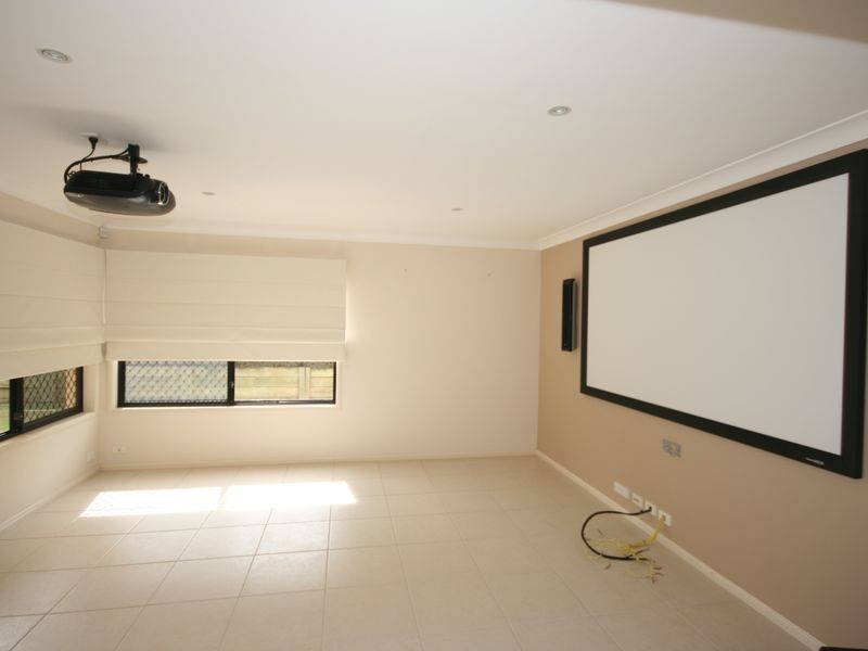 6 Grasmere Place, Carindale QLD 4152