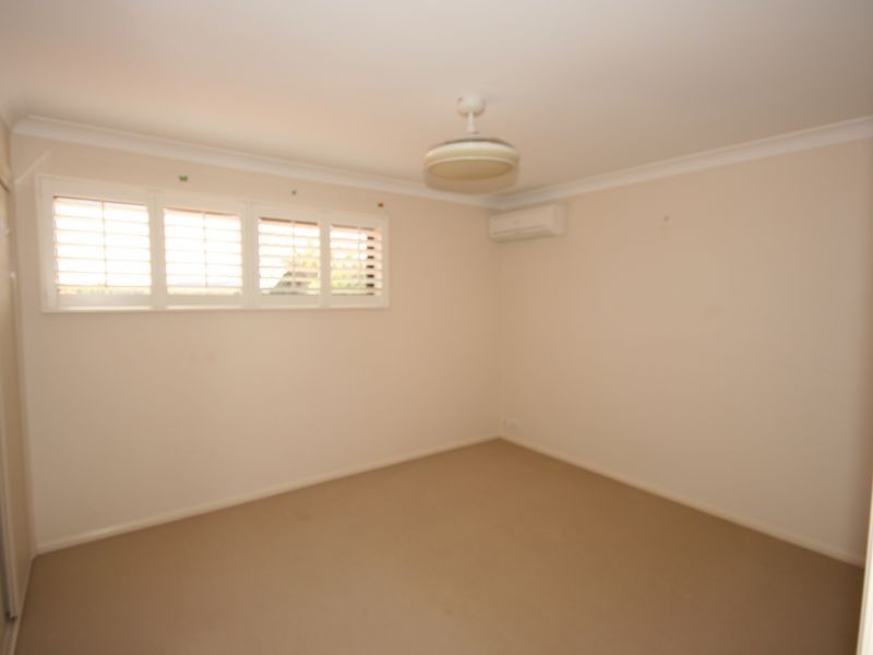 6 Grasmere Place, Carindale QLD 4152