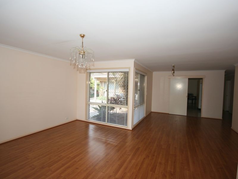 11 Foxmont Drive, Carina QLD 4152