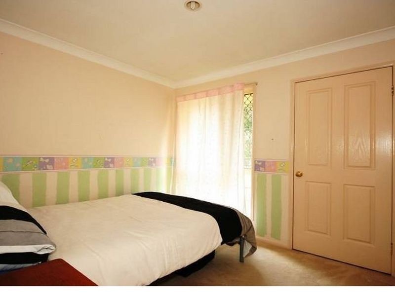 13 Lycette Street, Belmont QLD 4153