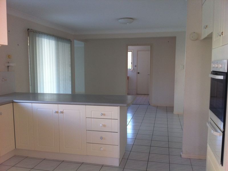 23 Greenland Street, Wishart QLD 4122