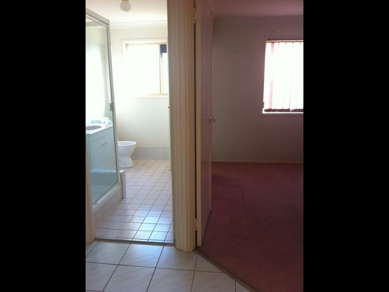 23 Greenland Street, Wishart QLD 4122