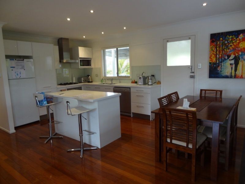 37 Lancaster Street, Coorparoo QLD 4151