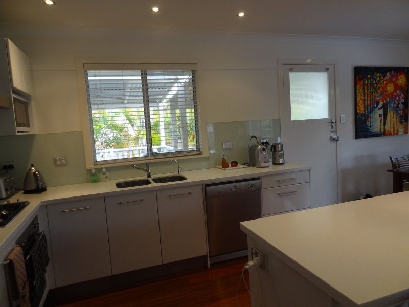 37 Lancaster Street, Coorparoo QLD 4151