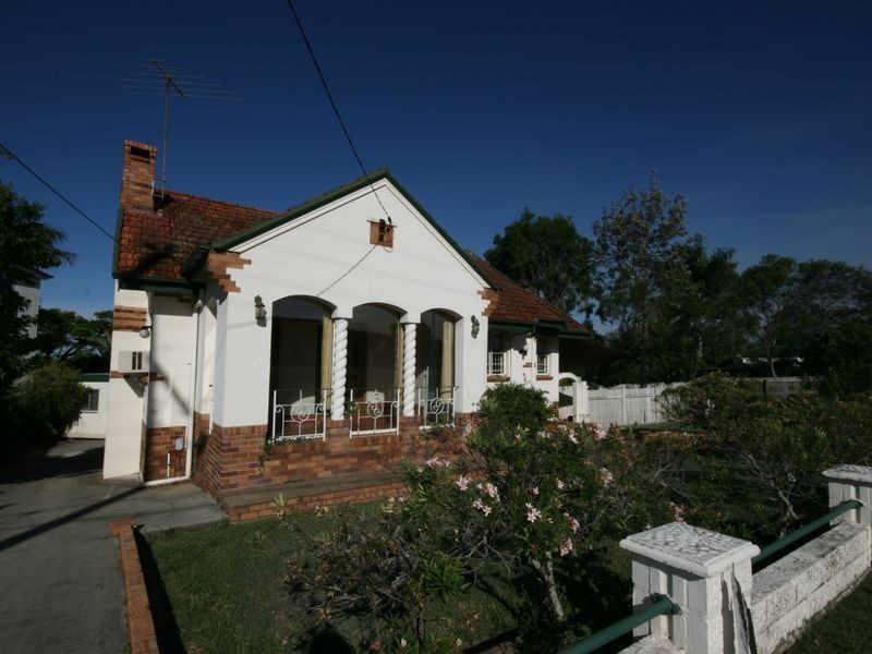 786 Old Cleveland Road, Carina QLD 4152