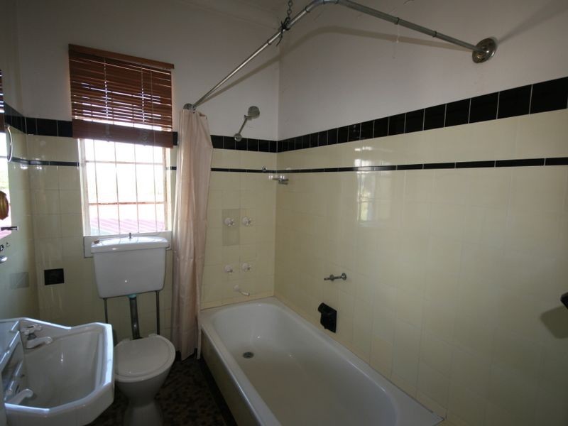 786 Old Cleveland Road, Carina QLD 4152