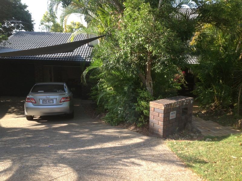 12 Raymore Court, Carindale QLD 4152