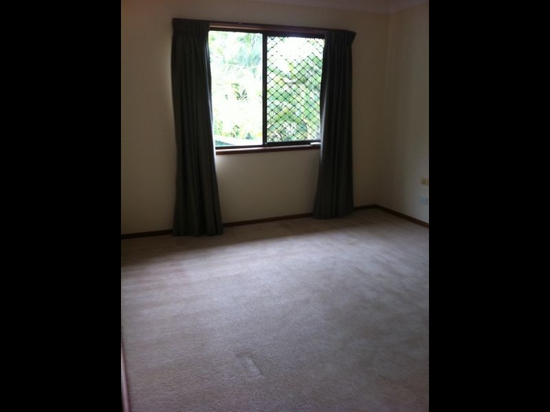 12 Raymore Court, Carindale QLD 4152