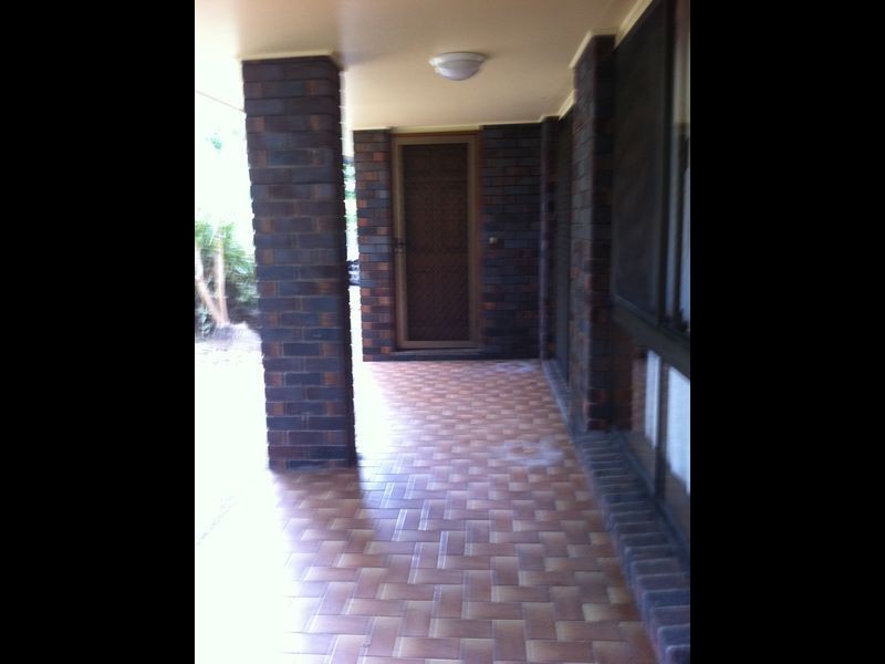 12 Raymore Court, Carindale QLD 4152