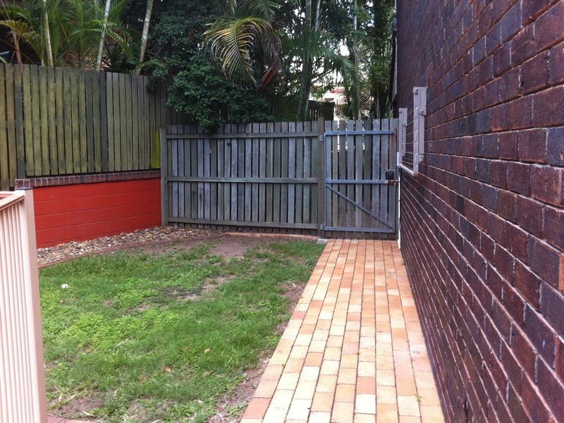 12 Raymore Court, Carindale QLD 4152