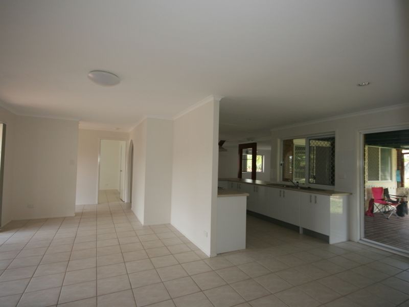 5 Firmiston Street, Carindale QLD 4152