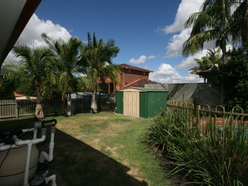 5 Firmiston Street, Carindale QLD 4152