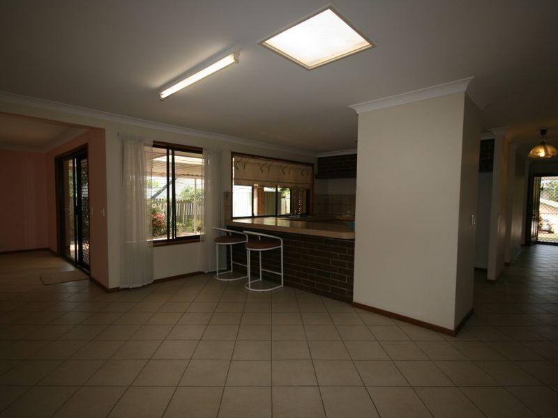 16 Olivia Drive, Carina Heights QLD 4152