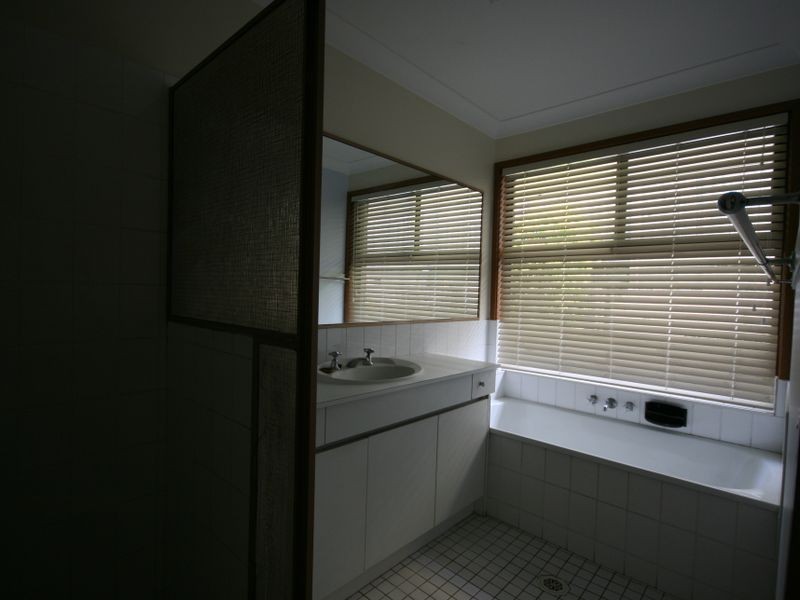 16 Olivia Drive, Carina Heights QLD 4152