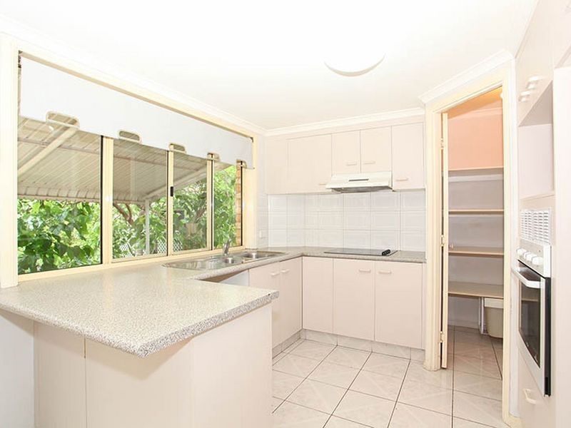 2/33 Osterley Road, Carina Heights QLD 4152