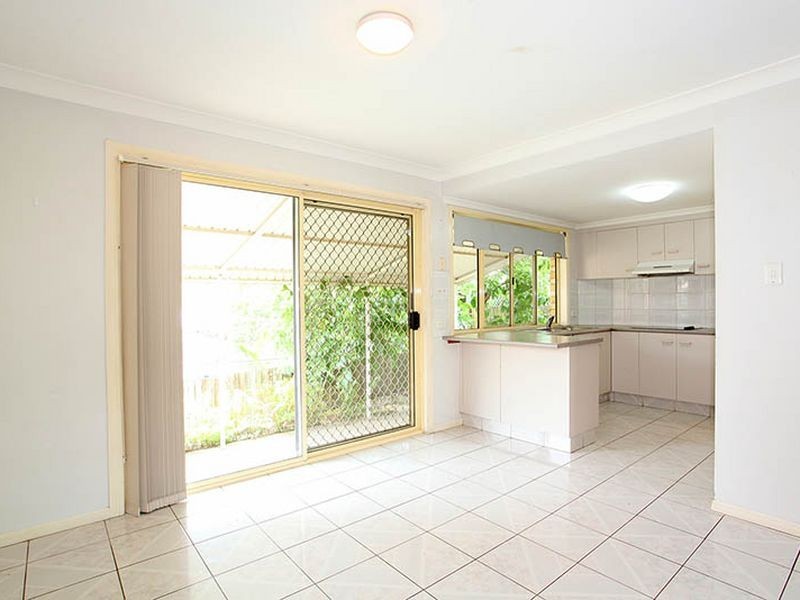 2/33 Osterley Road, Carina Heights QLD 4152