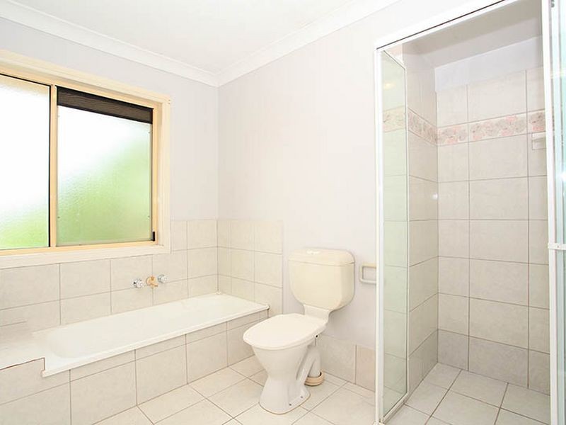 2/33 Osterley Road, Carina Heights QLD 4152