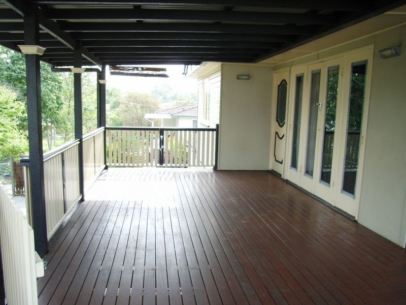 62 Bernecker Street, Carina QLD 4152