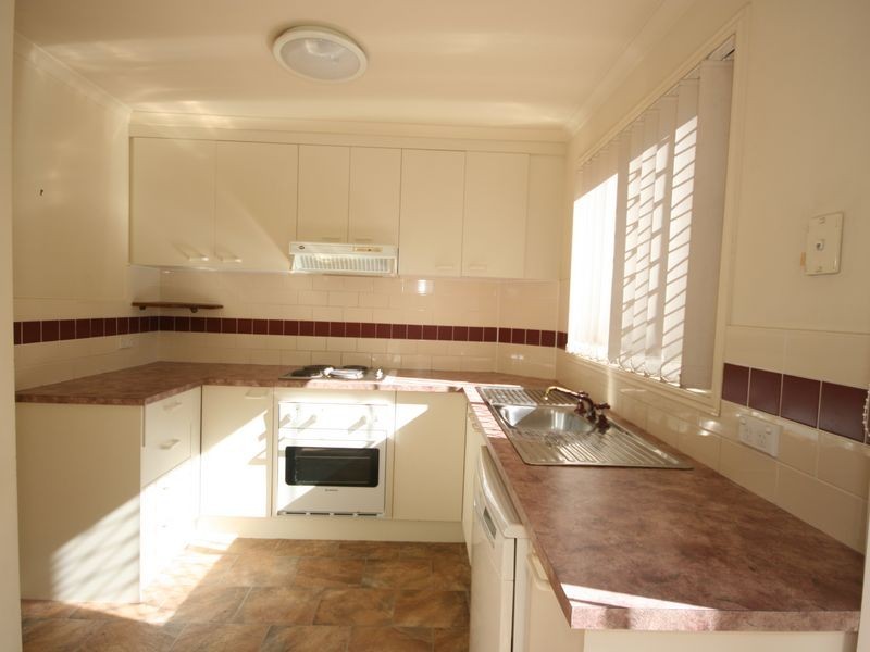 2/27 Birdwood Road, Carina Heights QLD 4152