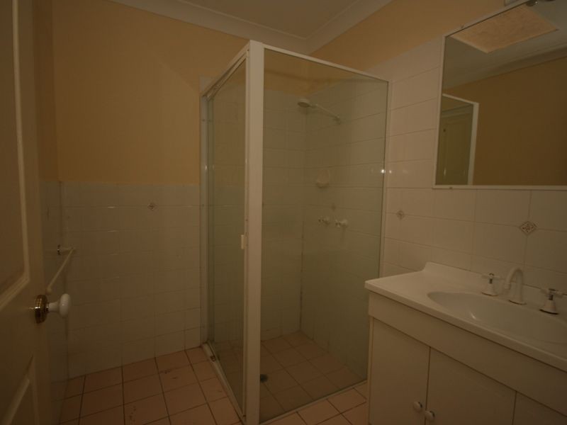 2/23 Daniells Street, Carina QLD 4152