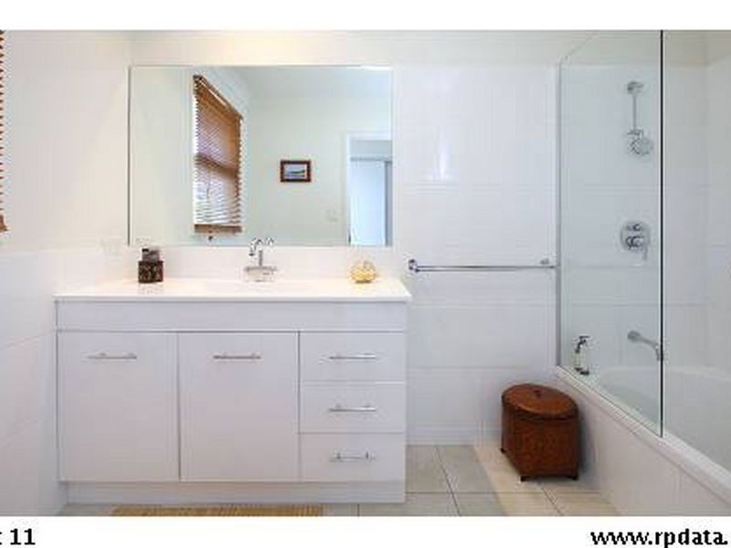 83 Hendren Street, Carina QLD 4152