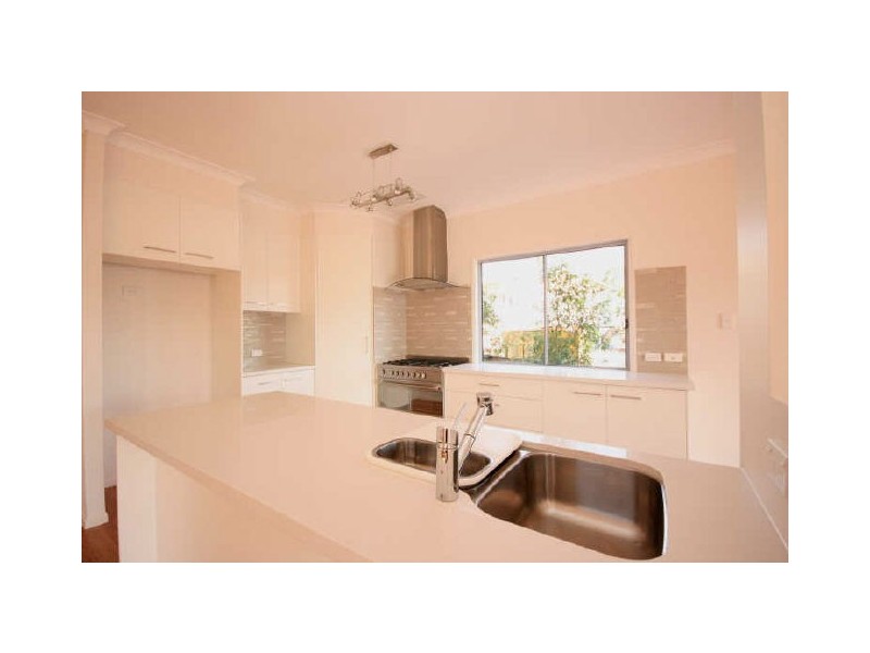 Seven Hills QLD 4170