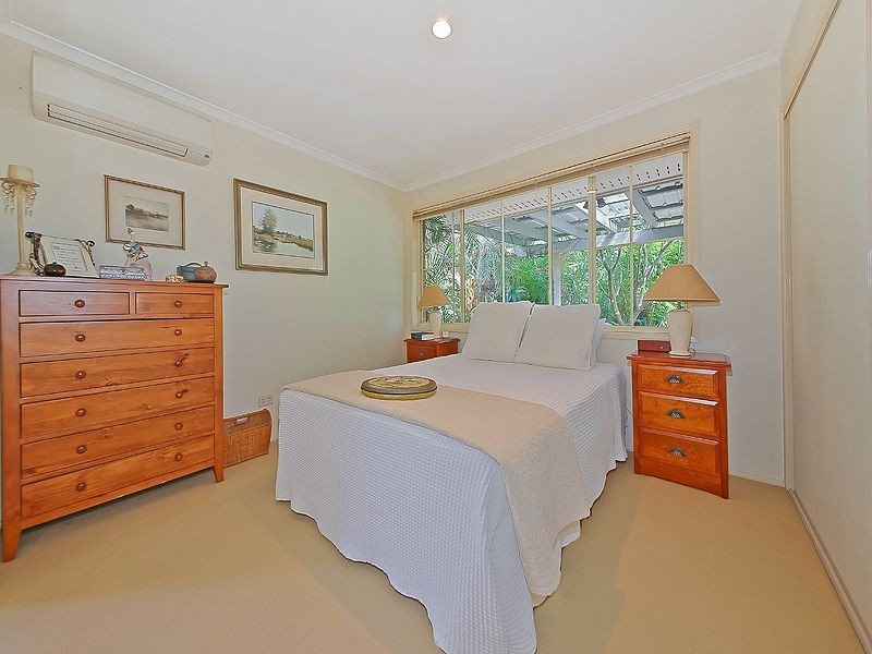 15 Wyena Street, Camp Hill QLD 4152